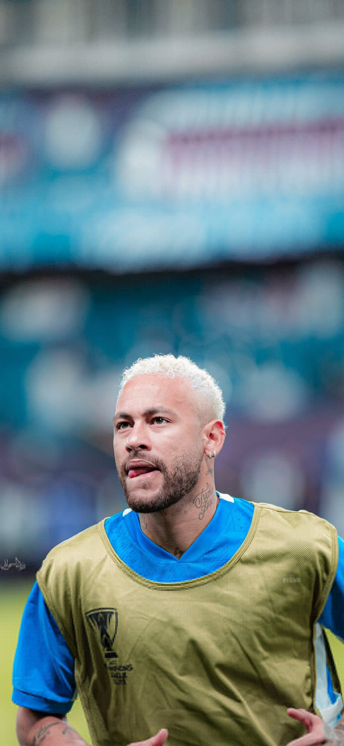 布拉德利：我小时候经常在自家花园里滑铲模仿杰拉德（布拉德利：童年常在自家花园练滑铲模仿杰拉德）