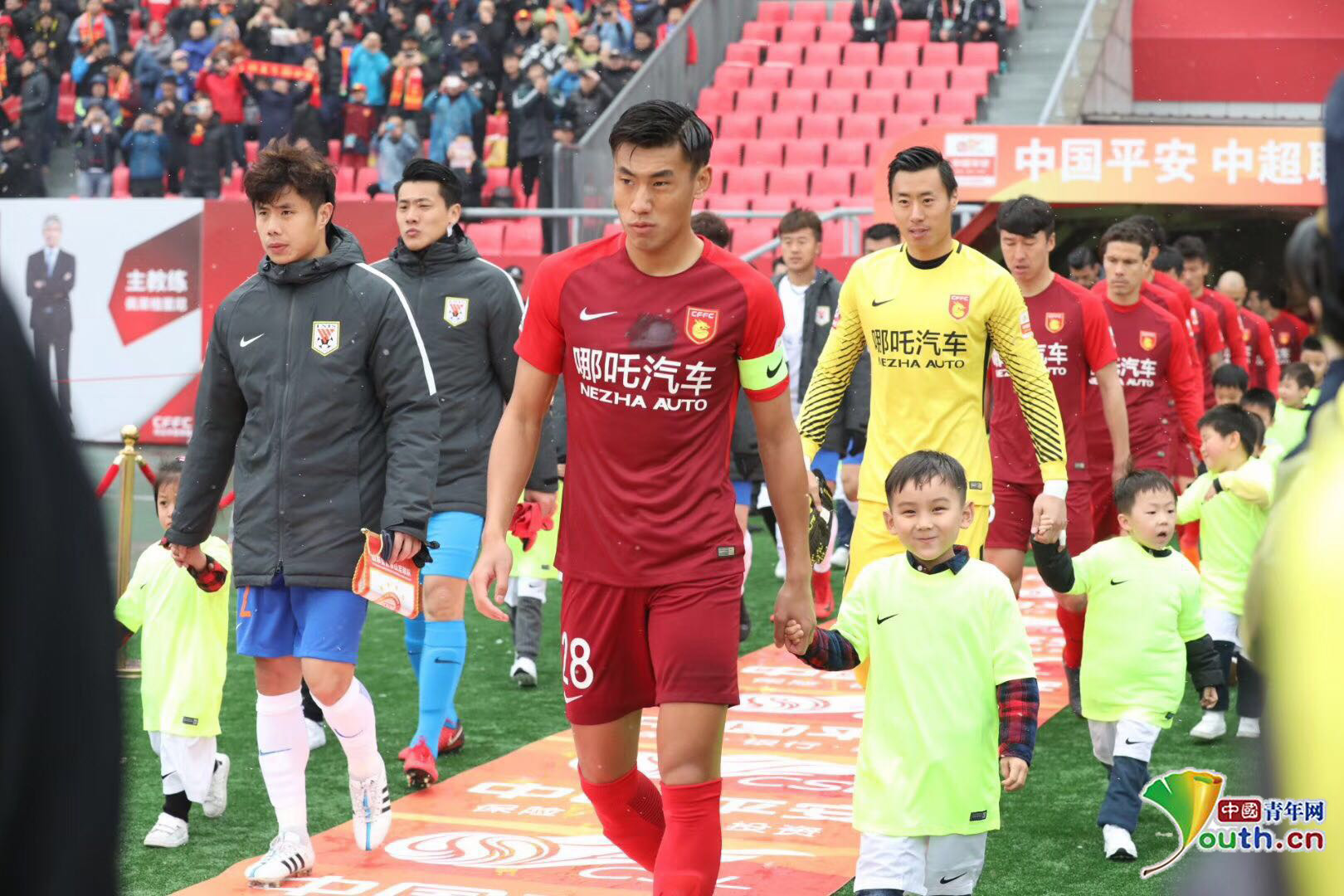 戈贝尔再领一级恶犯将被禁赛1场，再领二级恶犯将被禁赛两场（戈贝尔若再吃一级恶意犯规将被禁赛1场，二级则禁赛2场）