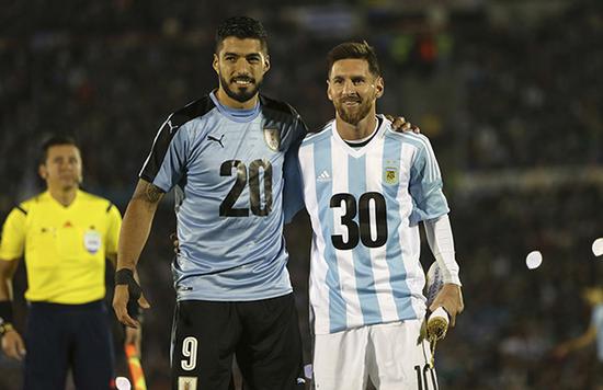 图尔贝里：我很自豪能执教多特三场；去年曾接触赛义德-马拉