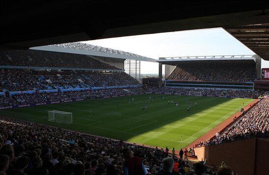 萨巴蒂尼谈孔蒂爆发：球队表现糟糕且脱节，但球员需要被关爱（萨巴蒂尼评孔蒂发飙：球队低迷且脱节，但球员仍需被关怀）