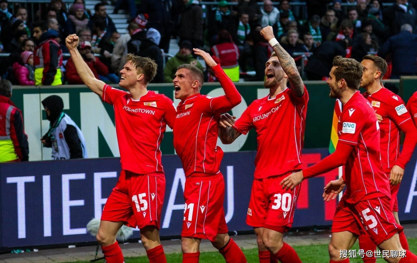 跟队记者：迈尼昂看起来不会续约，但阿莱格里仍在试图说服他