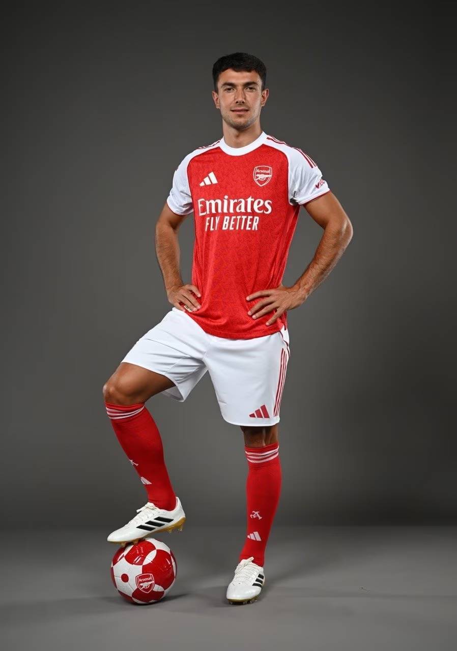 欧冠半场：詹姆斯助攻佩德罗破门，切尔西暂1-0亚特兰大