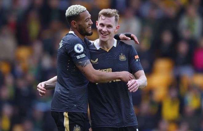 阿尔特塔：道曼一上场就拿球过人，他训练时也经常带球被侵犯（阿尔特塔赞道曼：一登场就完成突破过人，训练时带球也屡遭侵犯）