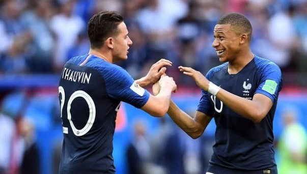 泰晤士报列举格伊可能下家：红军、皇萨、拜仁以及曼城在列（泰晤士报：格伊潜在下家包括利物浦、皇马、巴萨、拜仁与曼城）