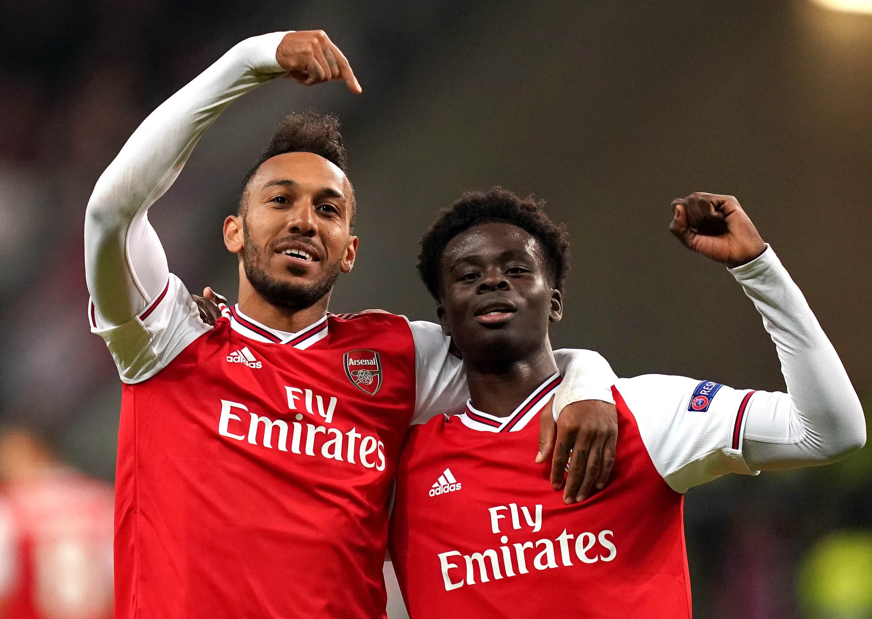 “小雪”节气将至，长春亚泰基地为天然草加盖第二层“棉被”