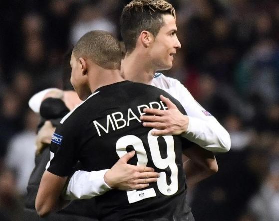 找回状态！伦纳德第三节砍下9分2板2助1断，而上半场仅有8分