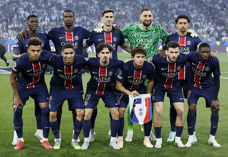 国足U22战乌兹别克首发站位：阵型4-4-2，蒯纪闻搭档朱鹏宇