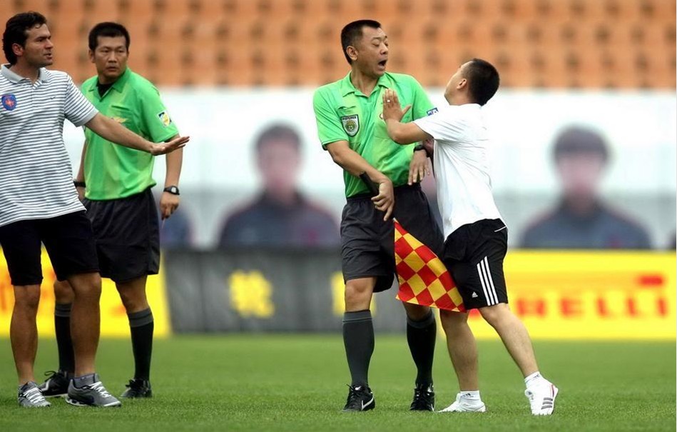 罗杰斯英超连续两场打进两球以上，1998年以来维拉首人（罗杰斯英超连续两战均入两球以上，维拉自1998年来首人）